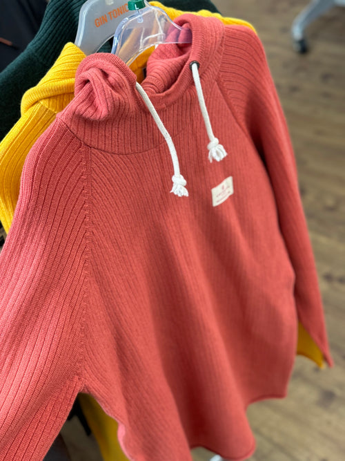 Amundsen Sports Pullover Rot