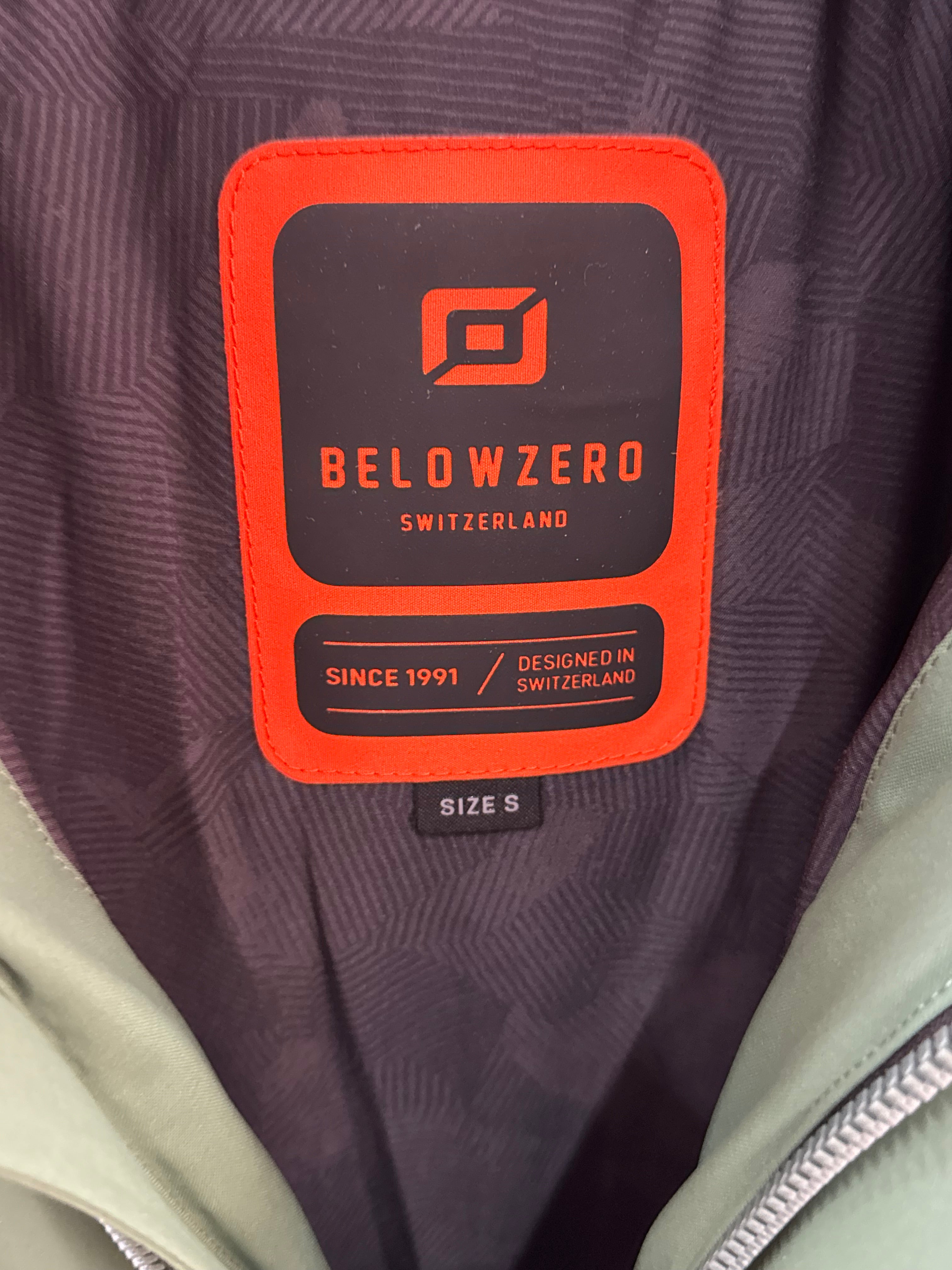 Belowzero Ski- / Outdoor Jacke Dunkelgrün Schwarz