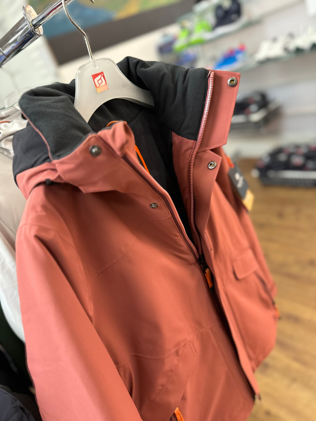 Belowzero Ski- / Outdoor Jacke Rot