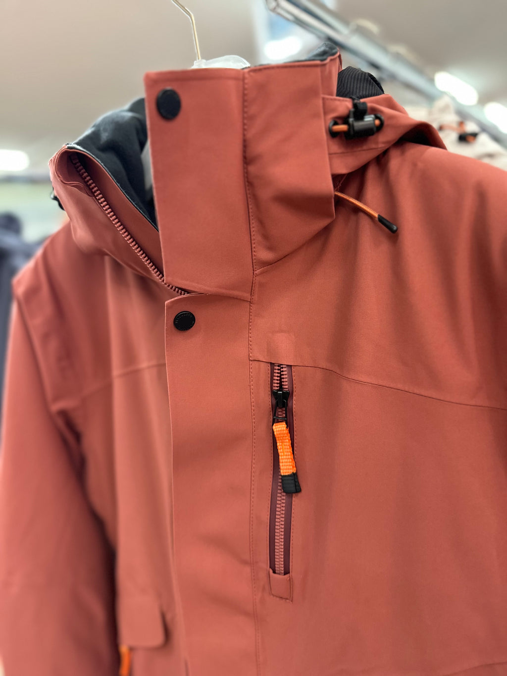 Belowzero Ski- / Outdoor Jacke Rot