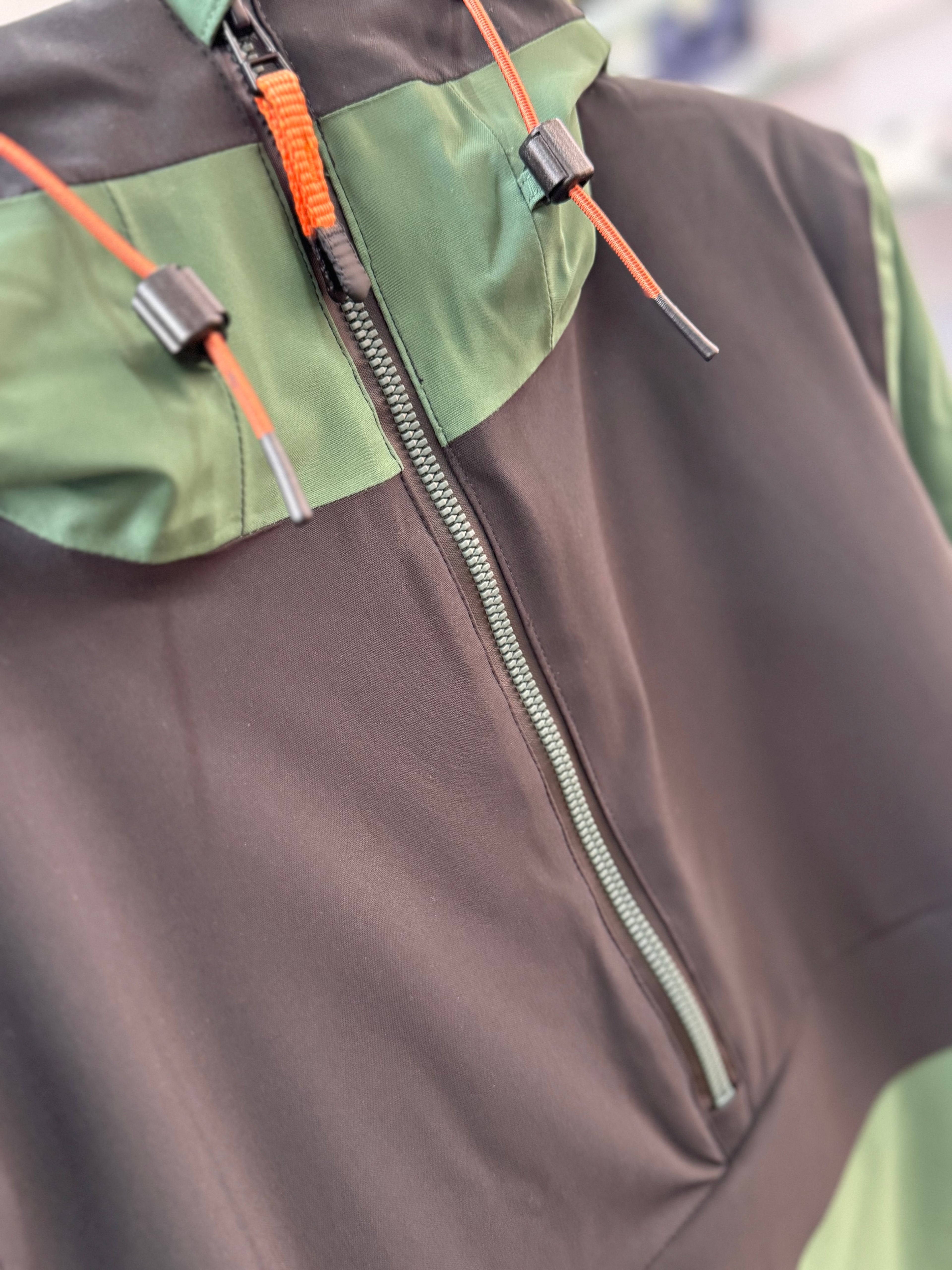 Belowzero Ski- / Outdoor Jacke Schwarz Dunkelgrün